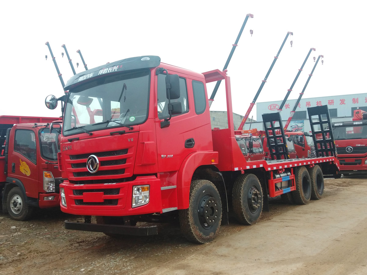 東風(fēng)錦程V6前四后八平板運輸車